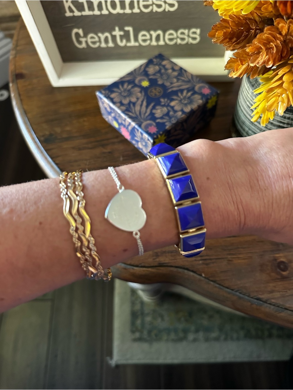 Henri Bendel matching Gold and Blue Earrings & Bracelet - Picture 6 of 15